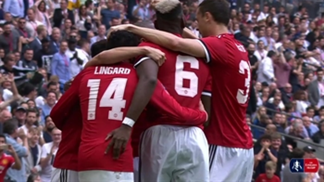 Alexis Sanchez header equalizes for Man United vs. Spurs | 2017-18 FA Cup Highlights