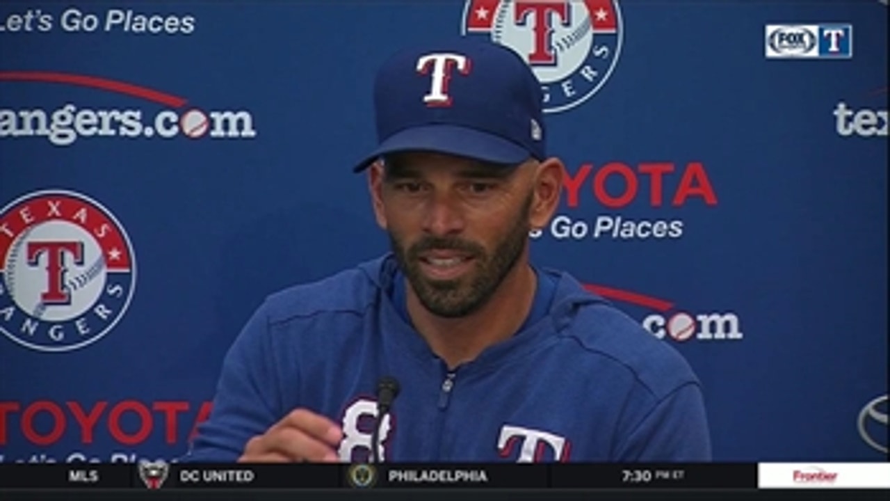 Woody talks Willie Calhoun after the Rangers defeat the Tigers