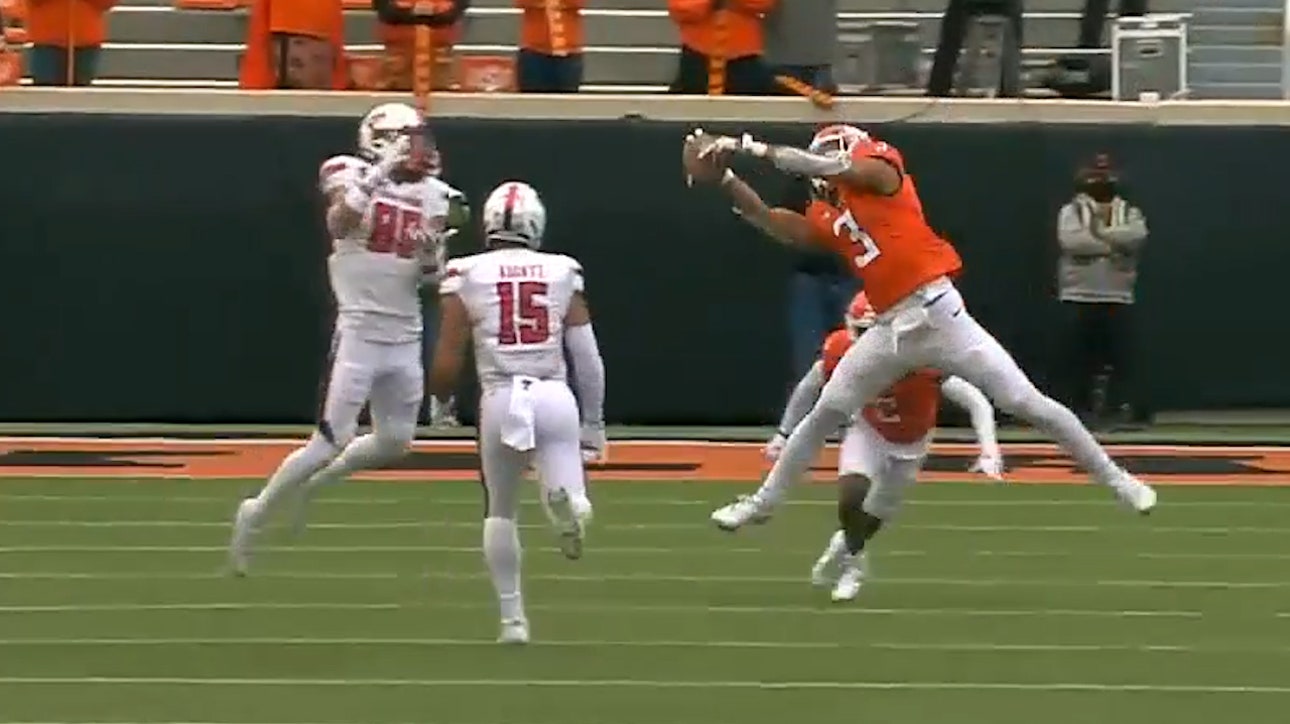 Oklahoma State's Tre Sterling perfectly reads Alan Bowman for pick 6, leads Texas Tech 35-24