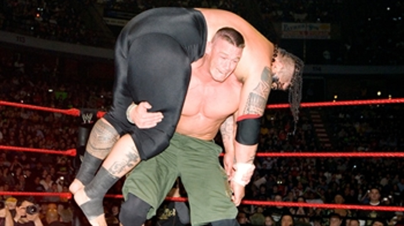 John Cena vs. Umaga - WWE Title Match: WWE New Year's Revolution 2007 (Full Match)