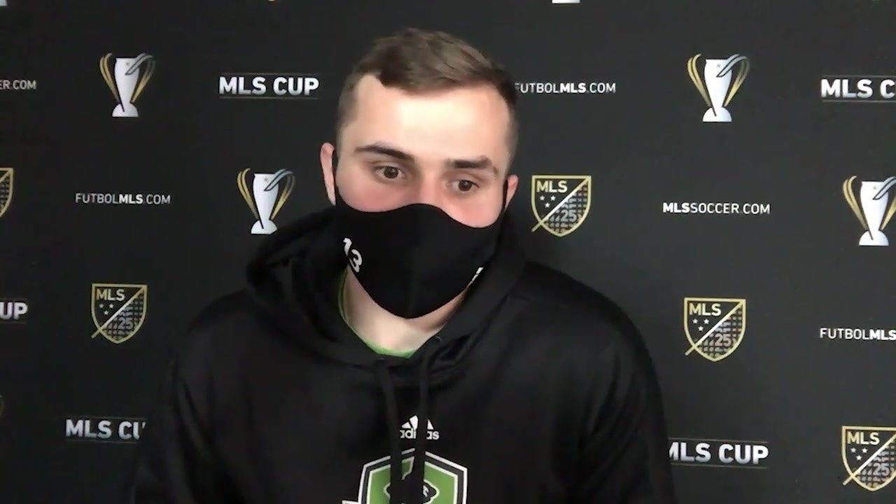 Jordan Morris on Brian Schmetzer