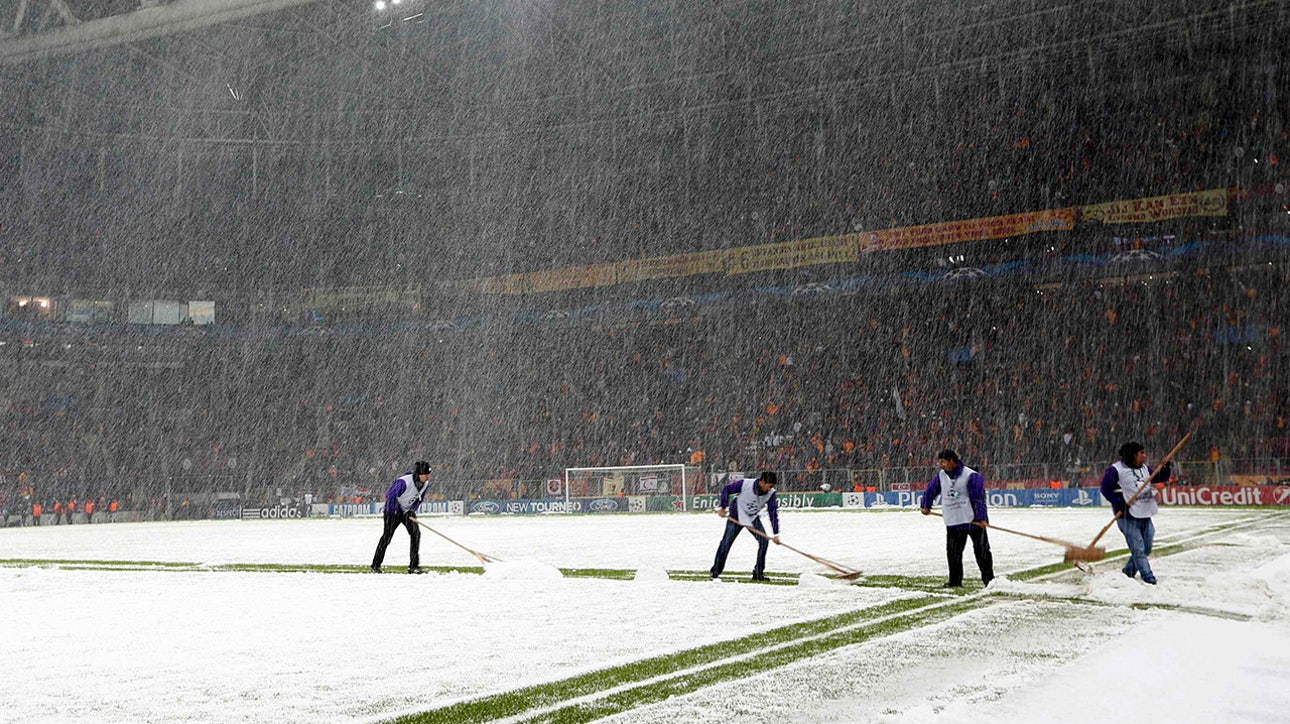Galatasaray v Juve suspended due to weather