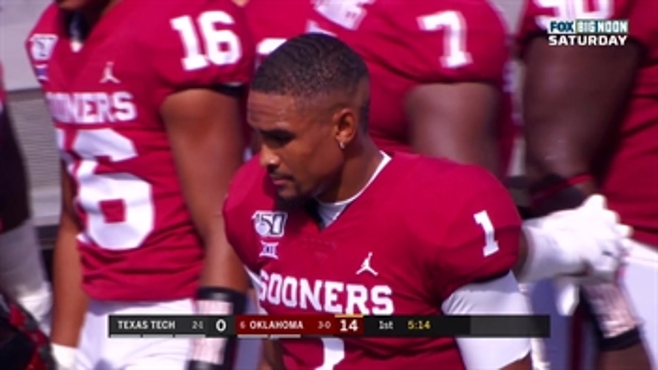 Jalen Hurts 74-yard bomb sets up his own rushing touchdown on 95-yard drive