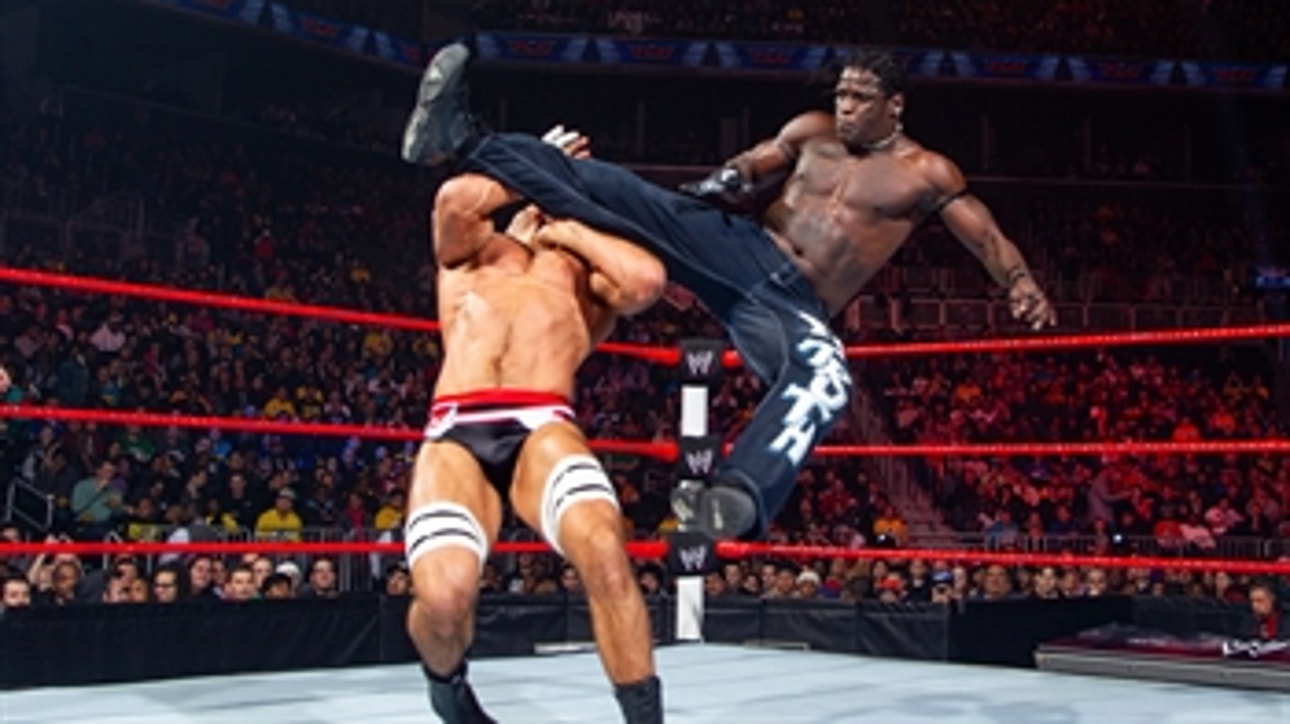 Cesaro vs. R-Truth - United States Title Match: WWE TLC 2012 (Full Match)
