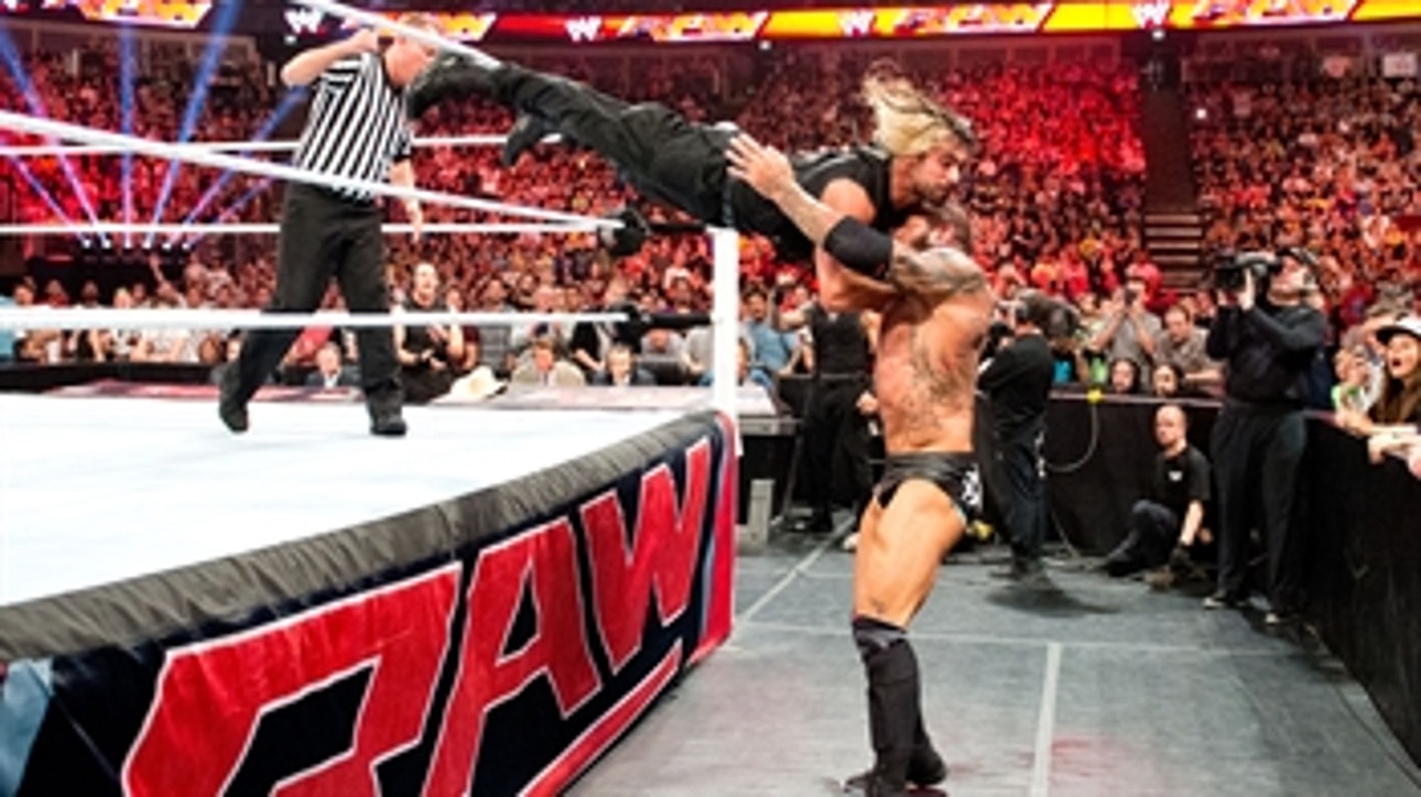 Seth Rollins vs. Batista: Raw, May 19, 2014 (Full Match)