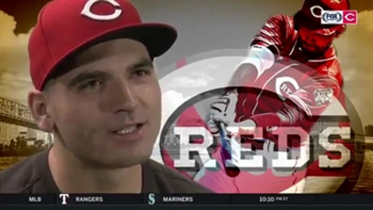 Joey Votto's 'gonna just stick with the Reds for another 10 years'