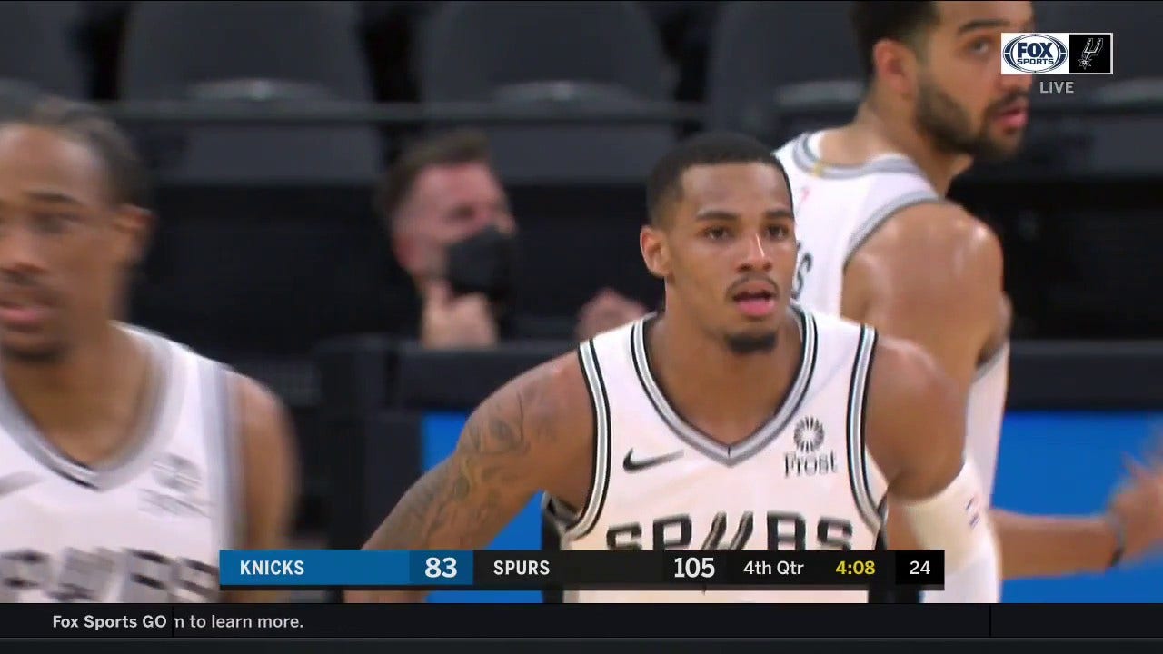 HIGHLIGHTS: Dejounte Murray Hits an Open 3 in the 4th