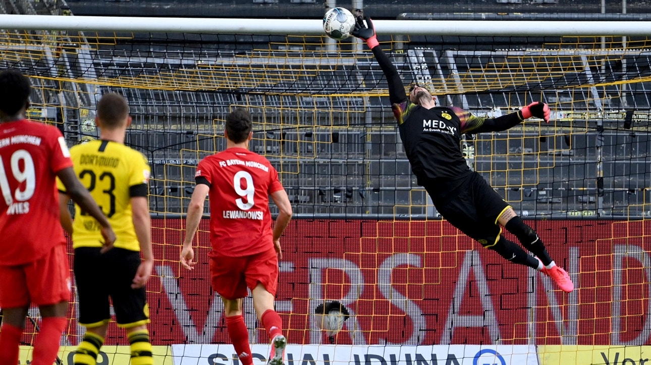 Roman Bürki keeps Dortmund in striking distance of Bayern with a pair of incredible saves