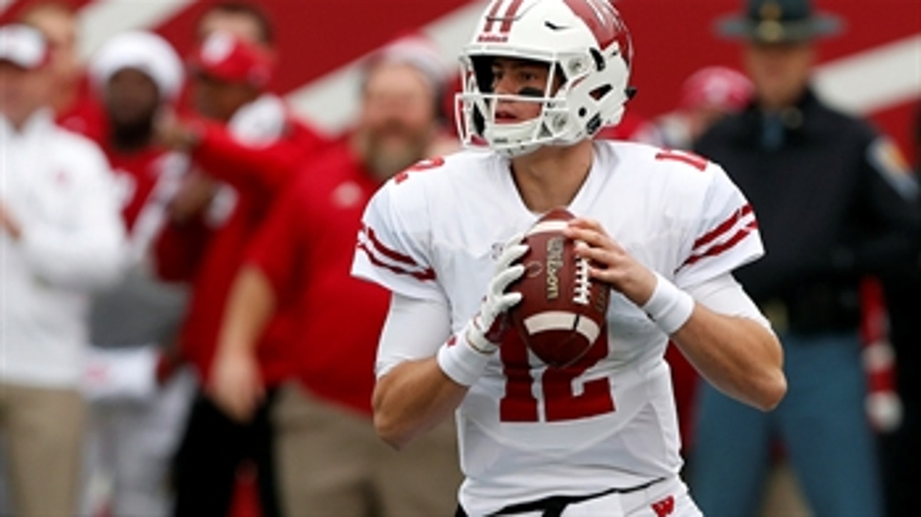 The No. 9 Wisconsin Badgers dismantle the Indiana Hoosiers 45-17 to remain a perfect 9-0