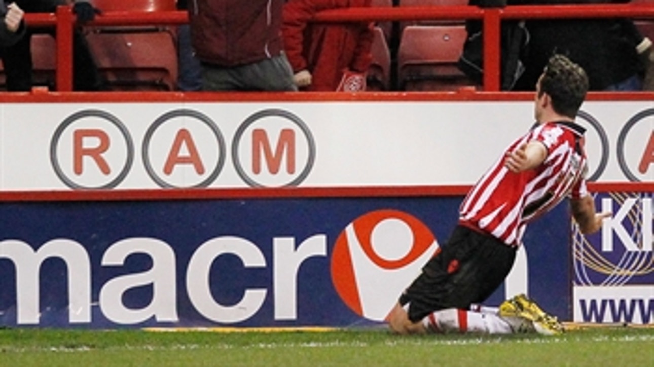 Baxter gives Sheffield United early lead