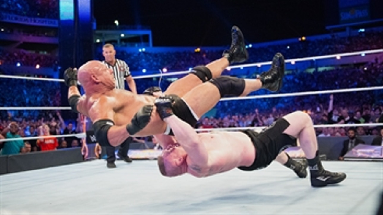 Goldberg vs. Brock Lesnar - Universal Championship Match: WrestleMania 33 (Full Match)