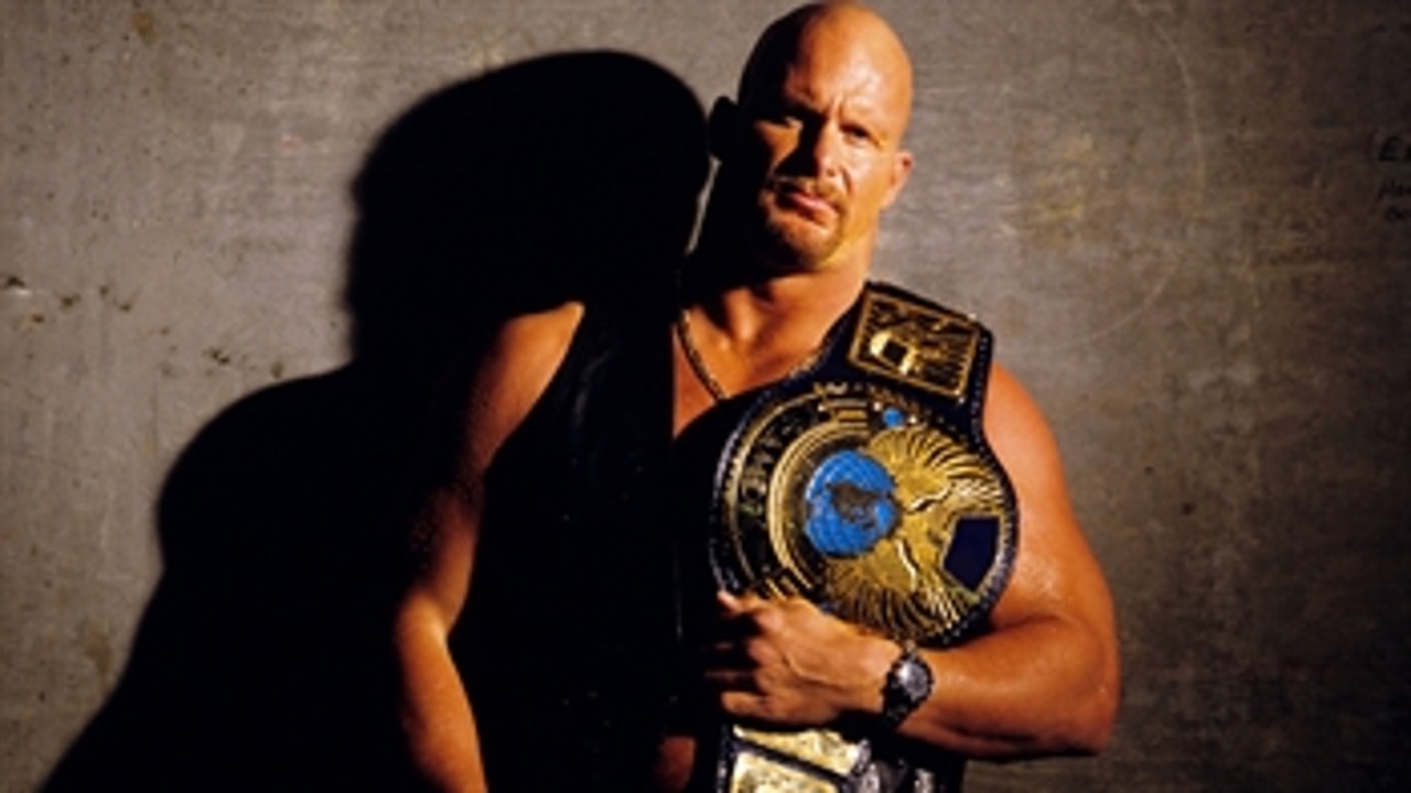 WWE Universe toasts
