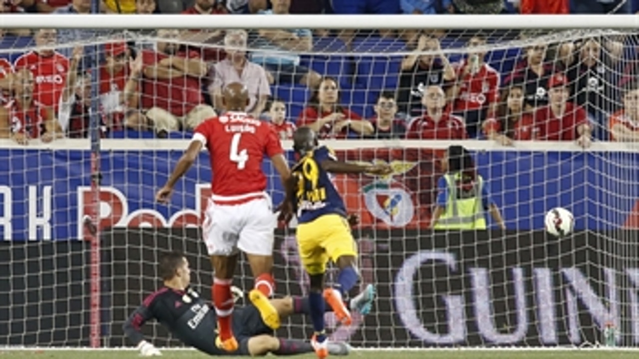 Wright-Phillips equalizes for New York against Benfica - 2015 International Champions Cup Highlights