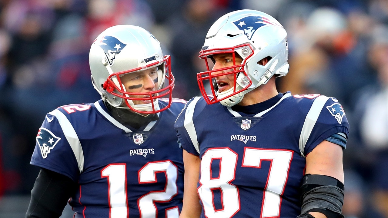 Nick Wright & Greg Jennings agree, Gronk having Bucs' playbook while still with Pats is 'The Patriot Way'
