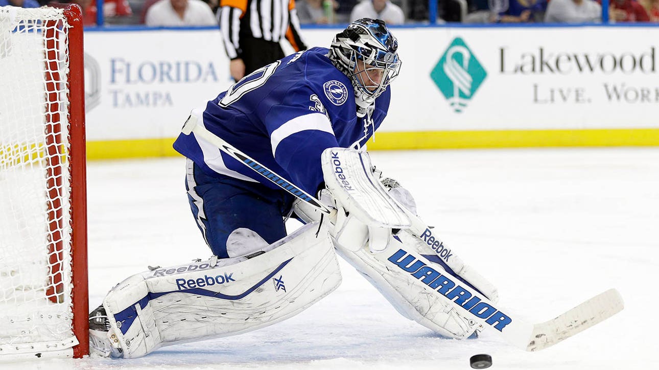Bishop, Lightning hold off Red Wings in SO