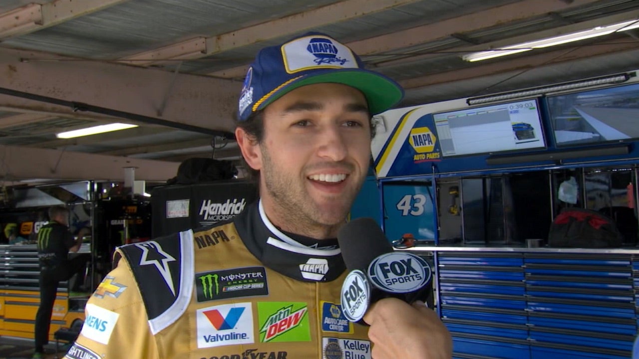 Chase Elliott wins Cup Series pole at Dover