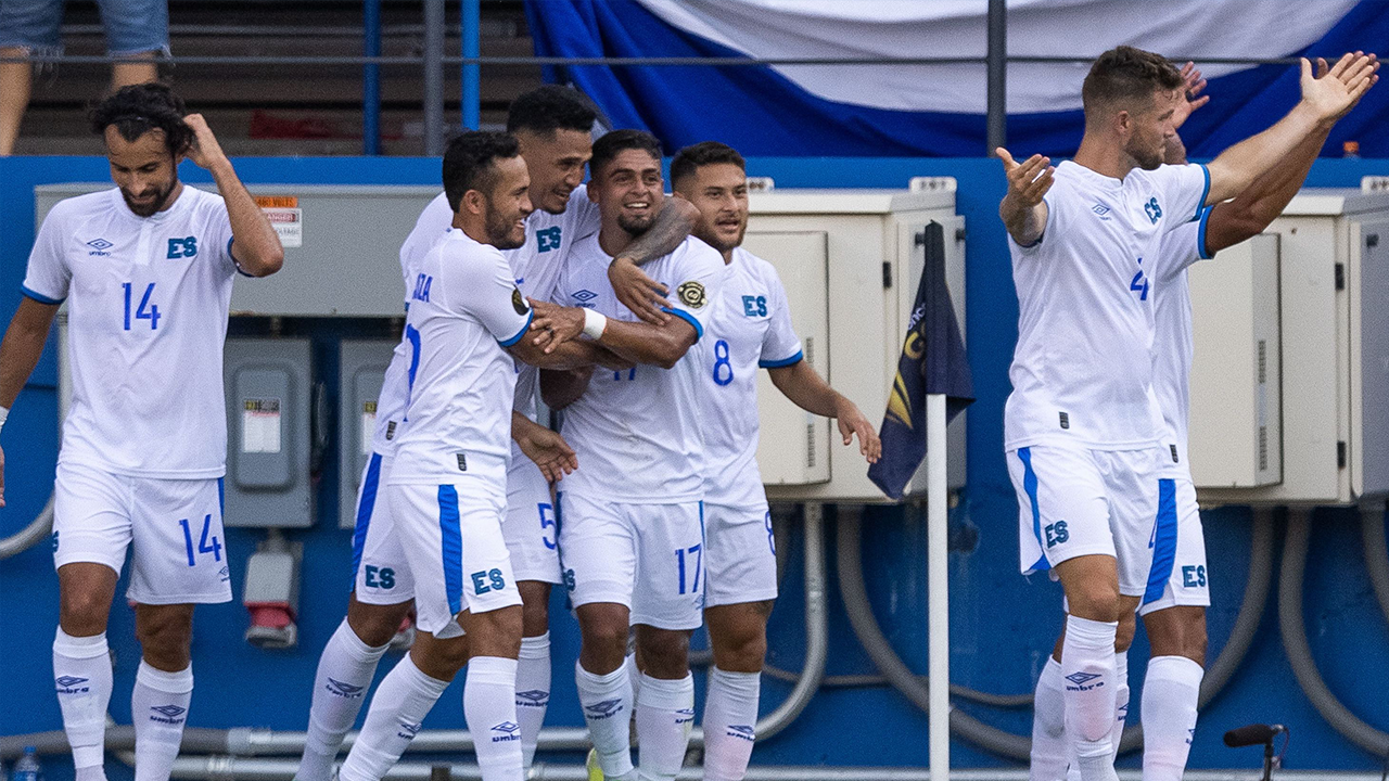 El Salvador punches quarterfinals ticket with 2-0 win over Trinidad & Tobago