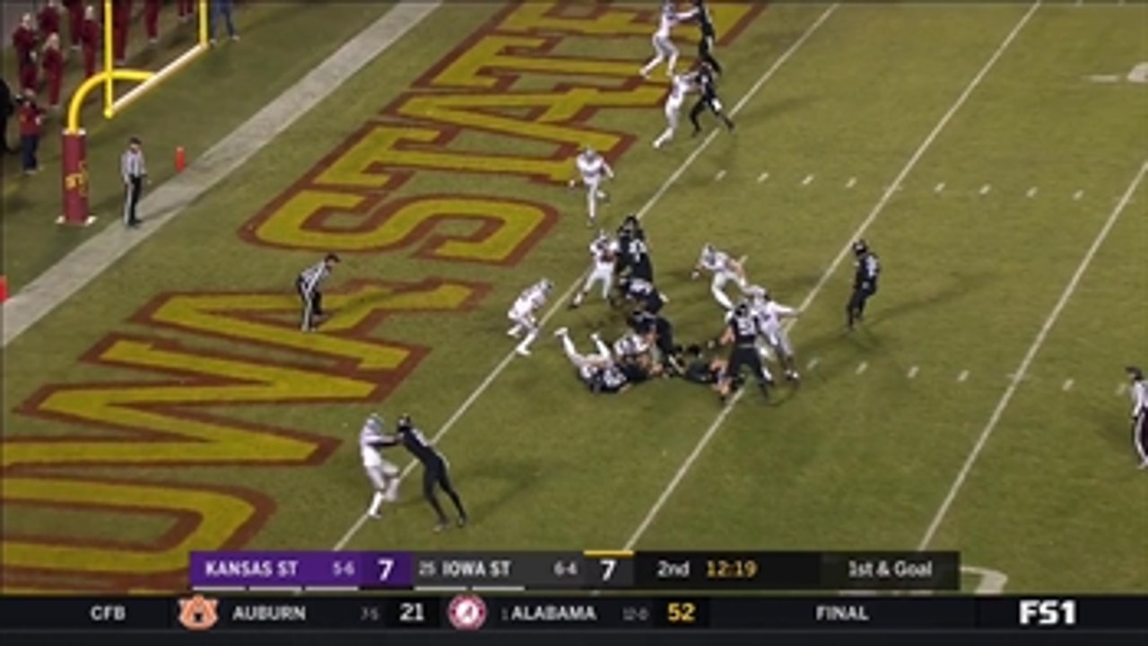 WATCH: David Montgomery rushes up the middle for 3-yard TOUCHDOWN
