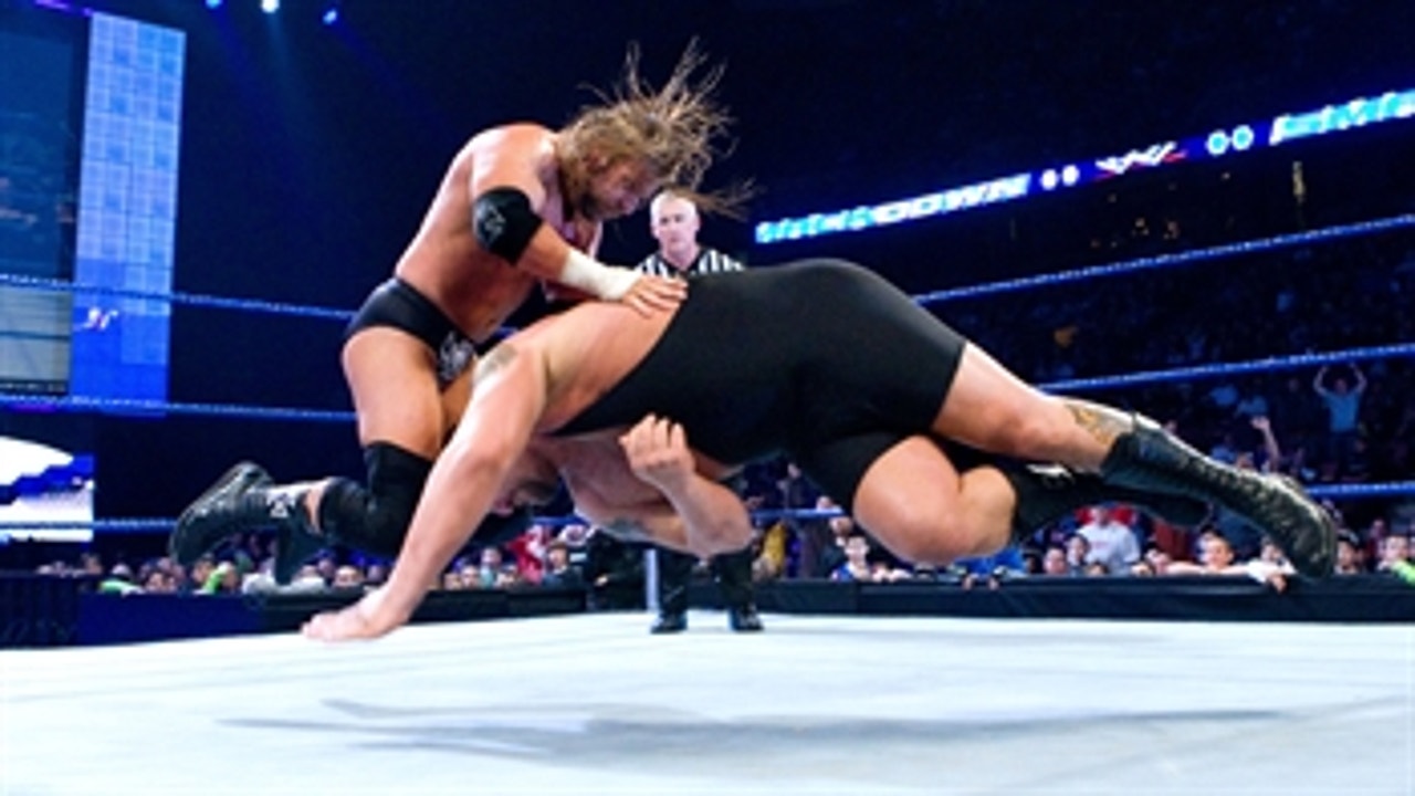 Triple H vs. Big Show - Last Man Standing Match: SmackDown, Jan. 9, 2009 (Full Match)
