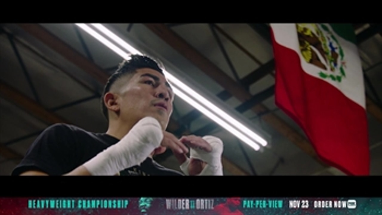 Toe to Toe with Leo Santa Cruz ahead of WBA Super Featherweight title bout vs. Miguel Flores