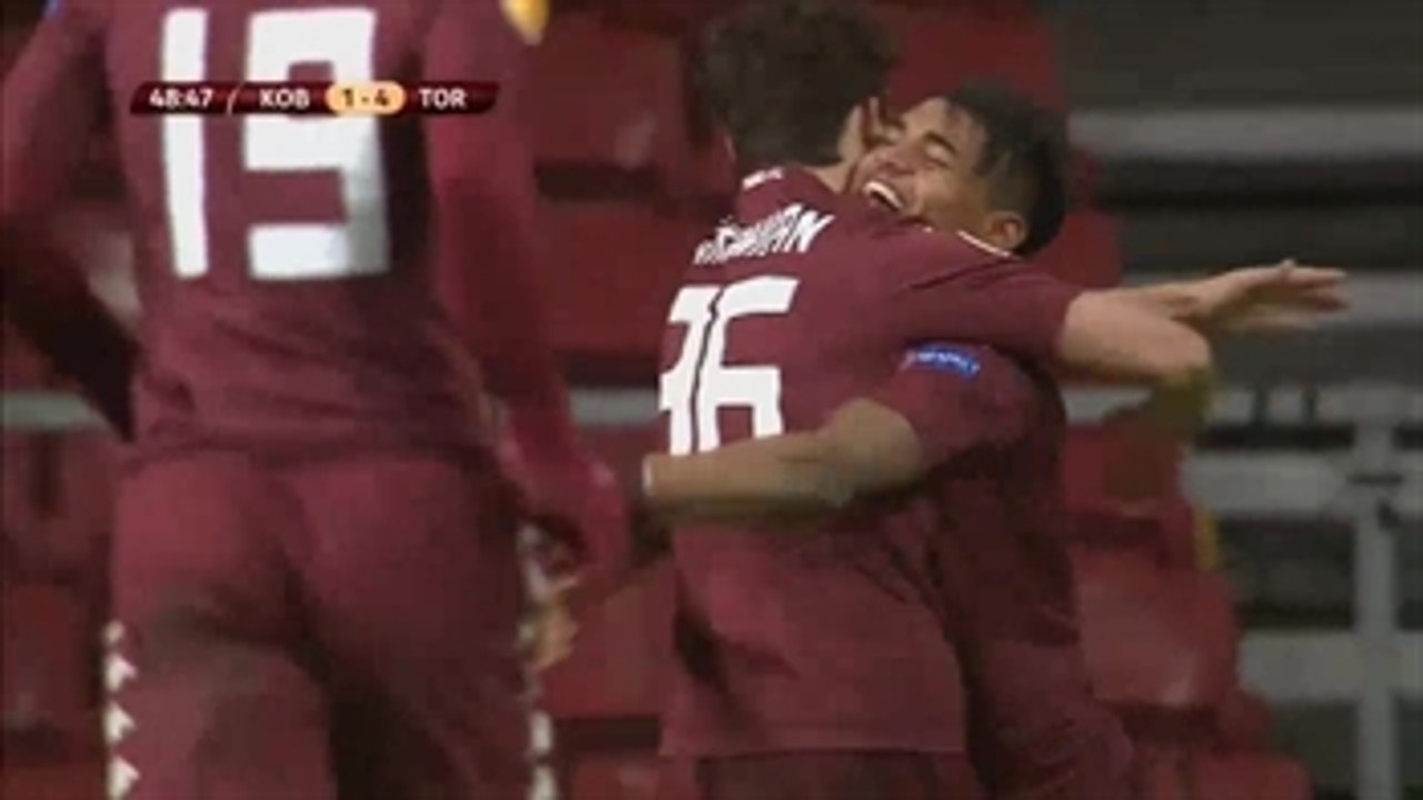 Darmian volleys home to extend Torino's lead