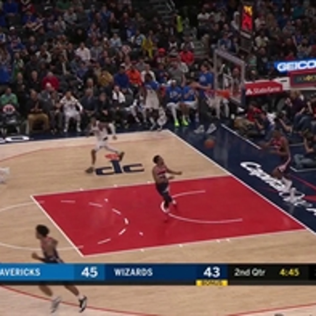 Derrick Rose Reverse Layup