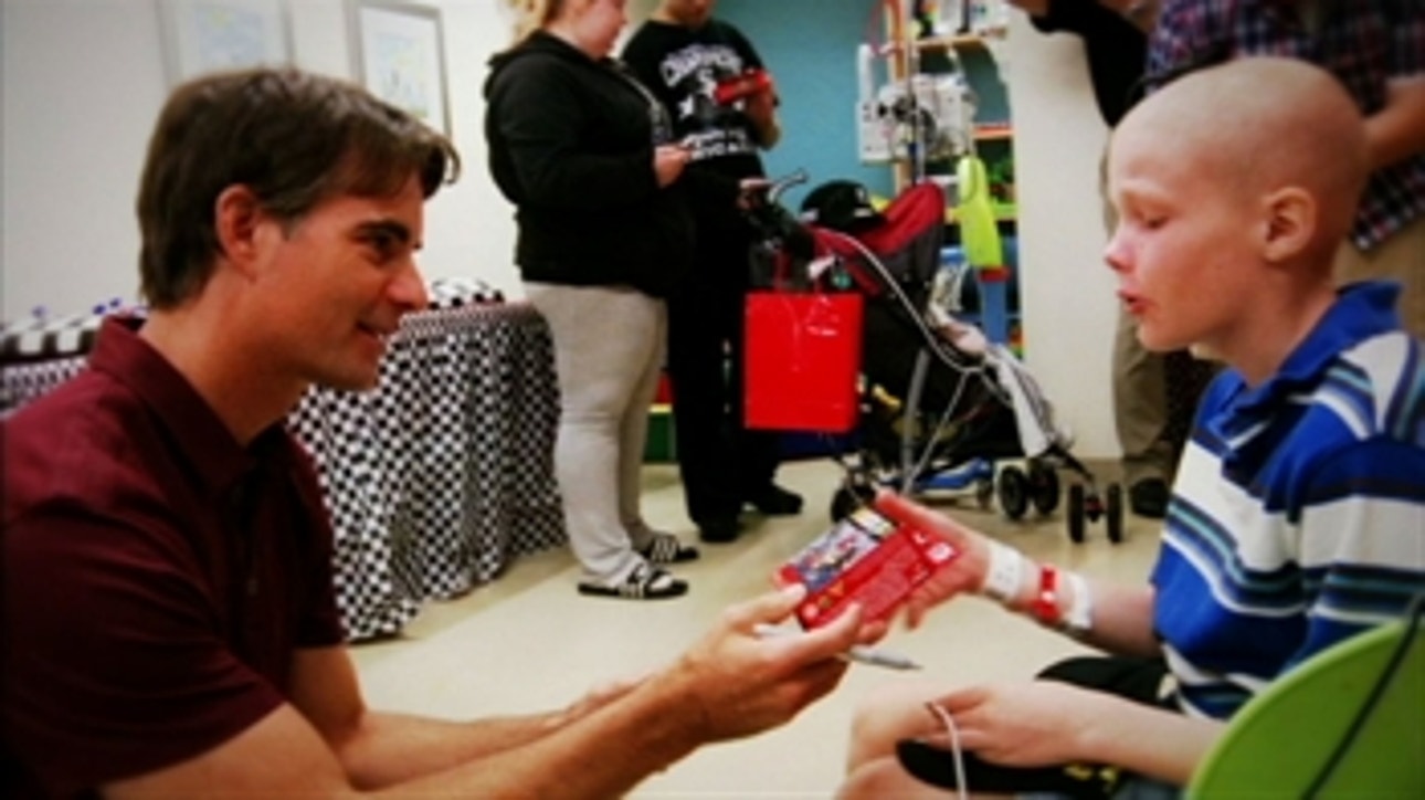 Jeff Gordon Supports Riley Hospital for Children