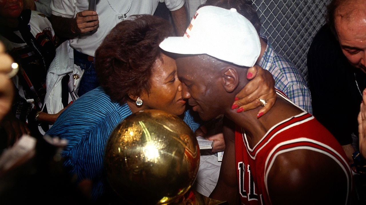 Shannon Sharpe explains LeBron's emotional tweet after seeing Michael Jordan win a title