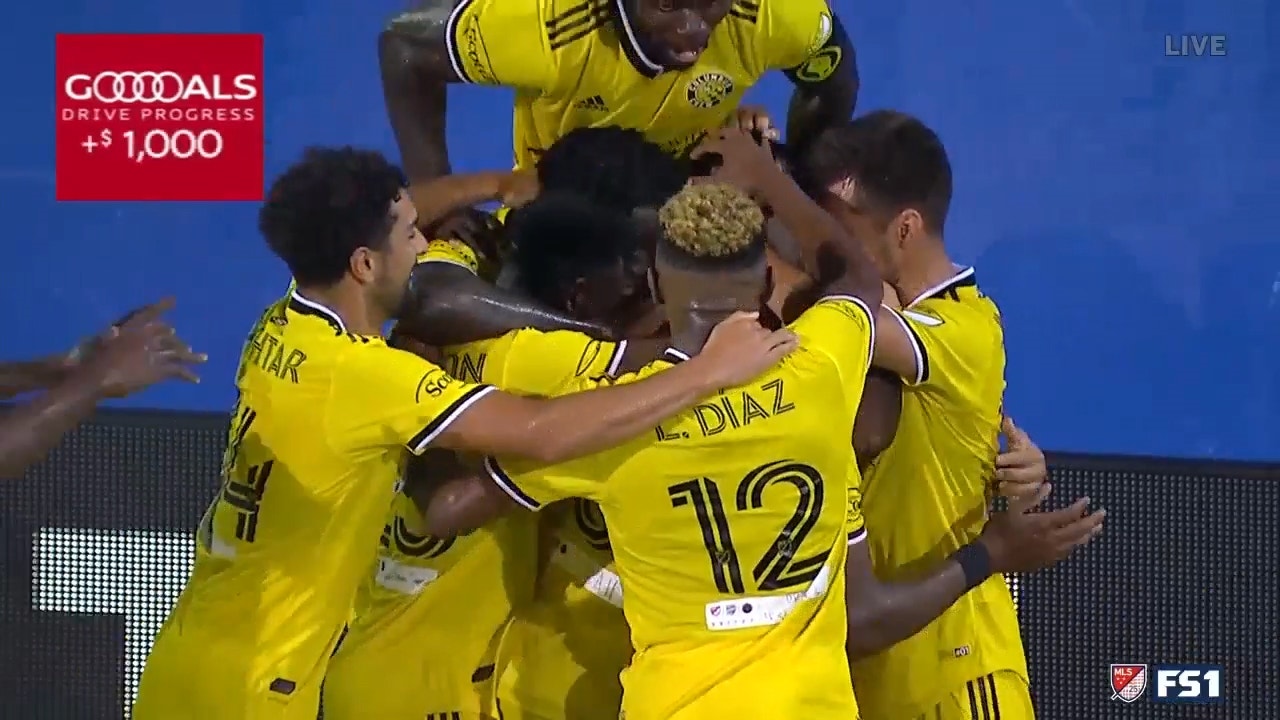 Lucas Zelarayán bends picture-perfect free kick to give Columbus 1-0 lead