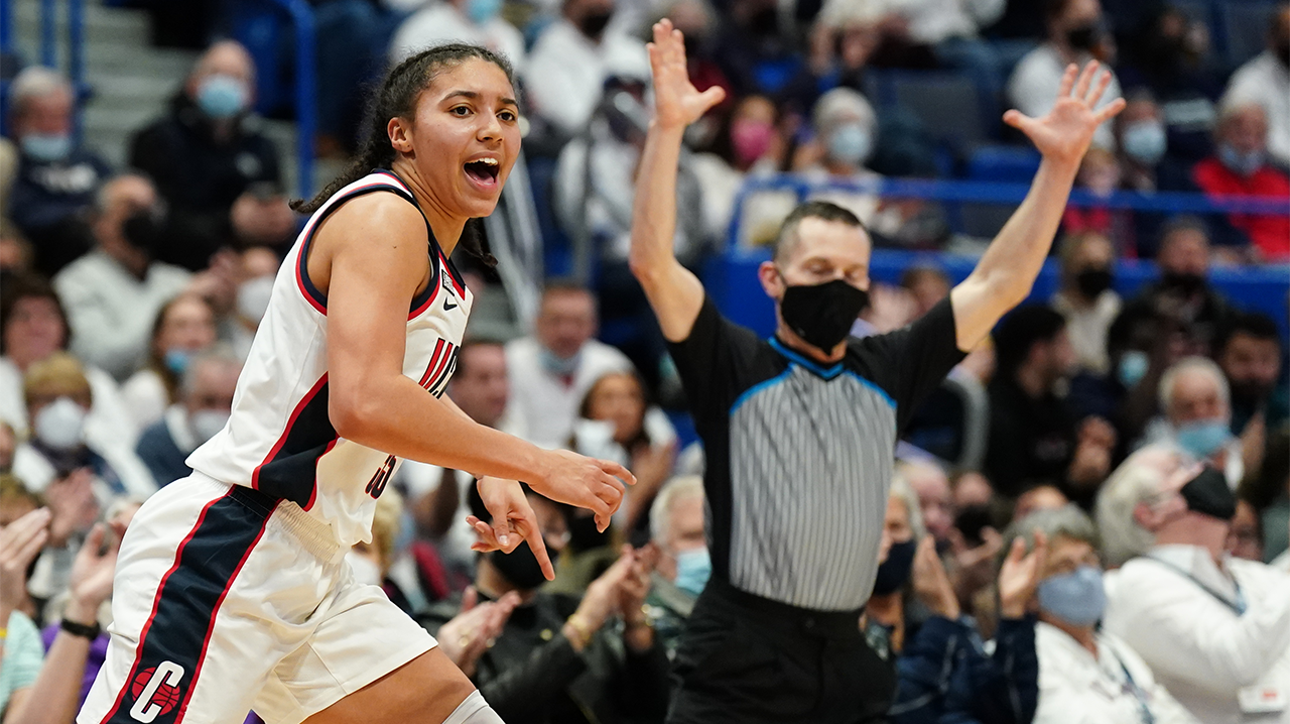 No. 10 UConn beats No. 7 Tennessee 75-56 behind 25 points by Azzi Fudd