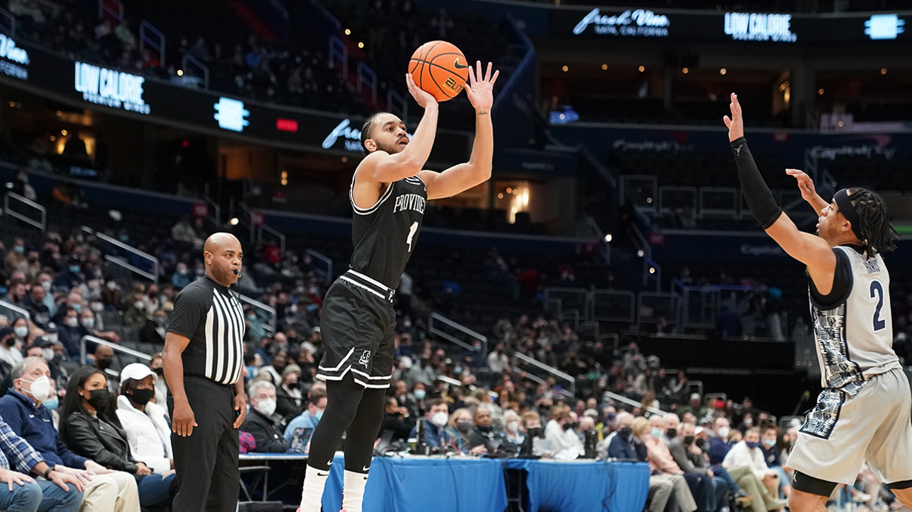 Jared Bynum leads No. 15 Providence with 32 points off the bench in 71-52 win over Georgetown