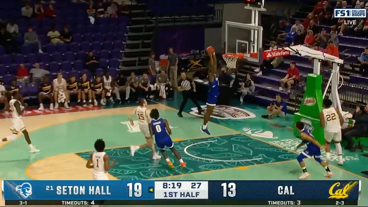 After a steal and behind-the-back pass from Kadary Richmond, Tyrese Samuel sends home a massive dunk for Seton Hall