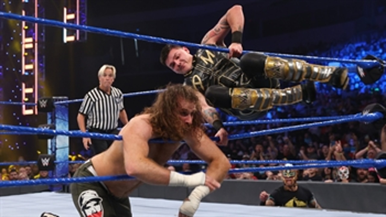 Dominik Mysterio vs. Sami Zayn: SmackDown, Aug. 27, 2021