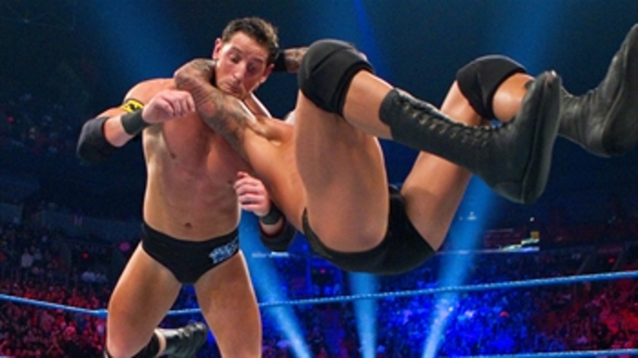 Randy Orton vs. Wade Barrett - WWE Title Match: WWE Survivor Series 2010 (Full Match)