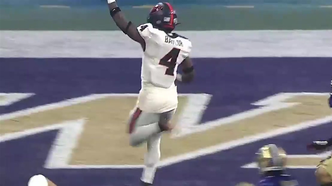 B.J. Baylor punches in three-yard touchdown, pulls Oregon State closer to Washington
