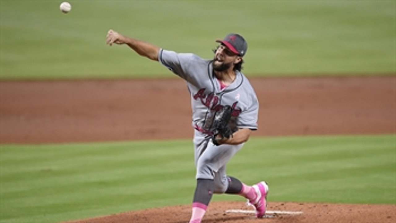 Braves LIVE To GO: Pinch-hit HR spoils R.A. Dickey's outing as Braves fall in Miami
