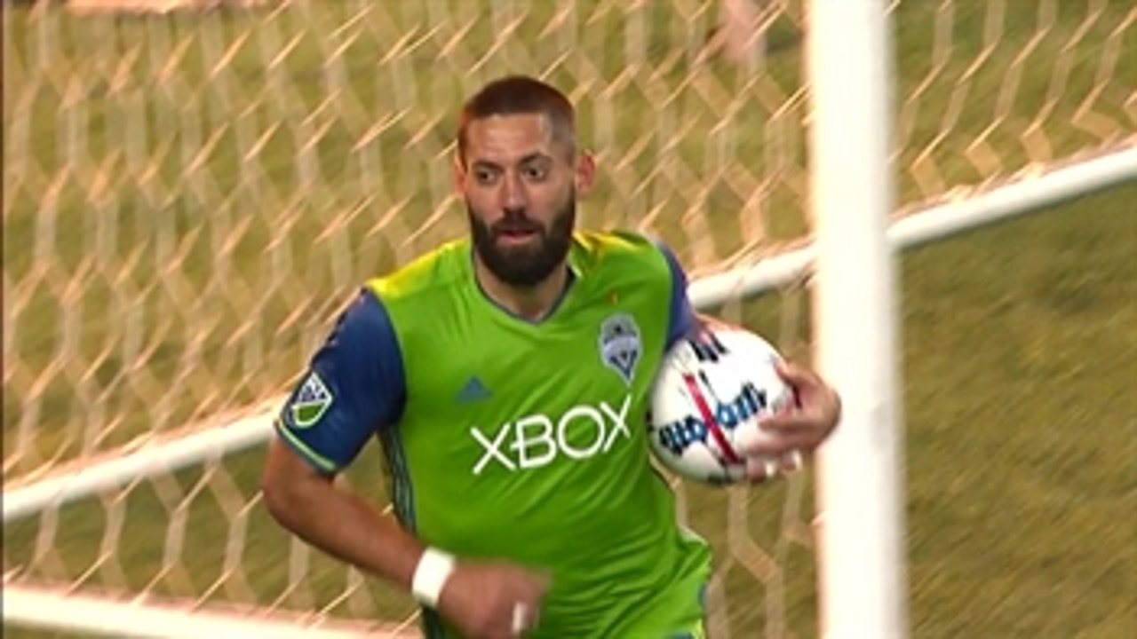Clint Dempsey scores his second against the Whitecaps ' 2017 MLS Playoff Highlights
