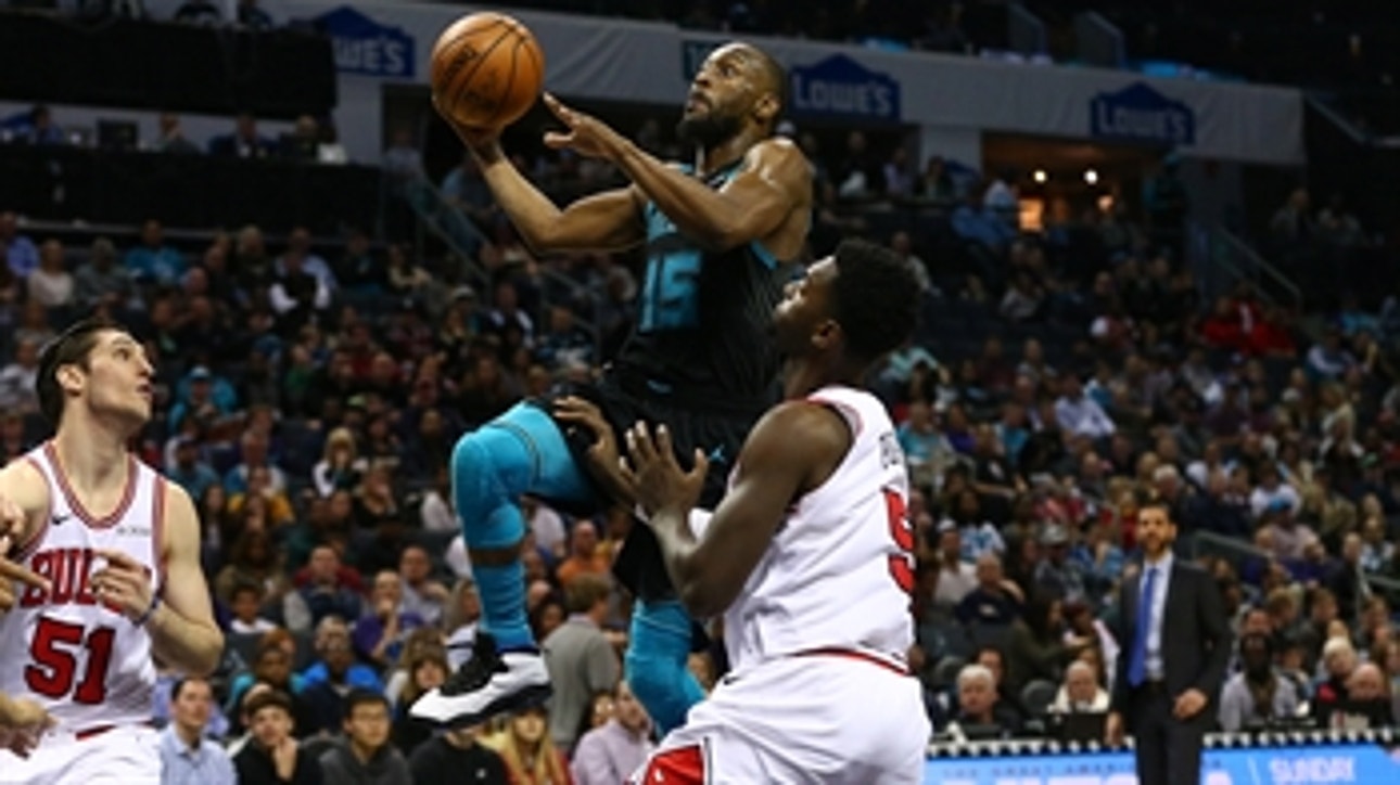 HIGHLIGHTS: Kemba Walker posts 37 points, 10 assists in win over Bulls