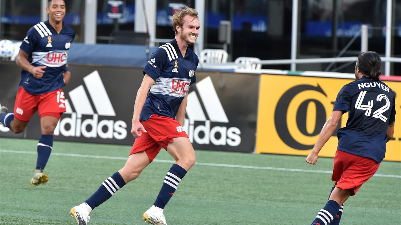New England Revolution explode in second half, top Montreal Impact, 3-1