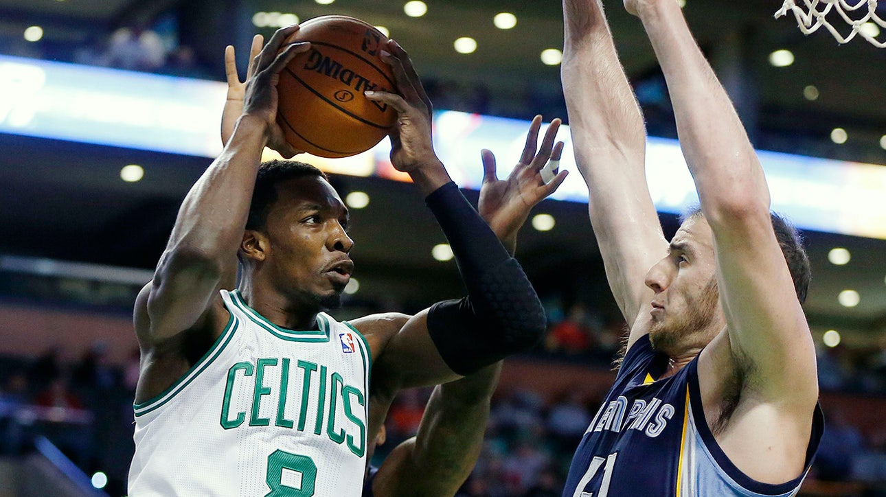 Bayless leads Grizzlies past Celtics