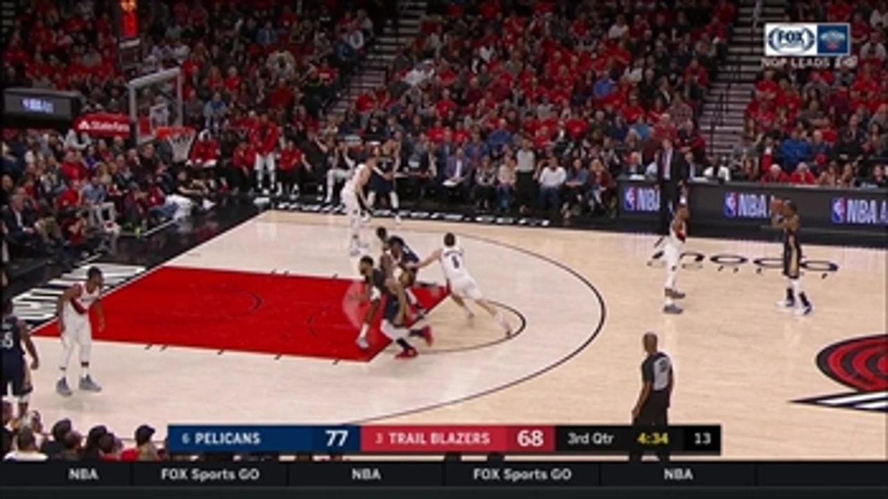 WATCH: E'Twaun to AD for the Ally-Oop ' Pelicans at Trail Blazers