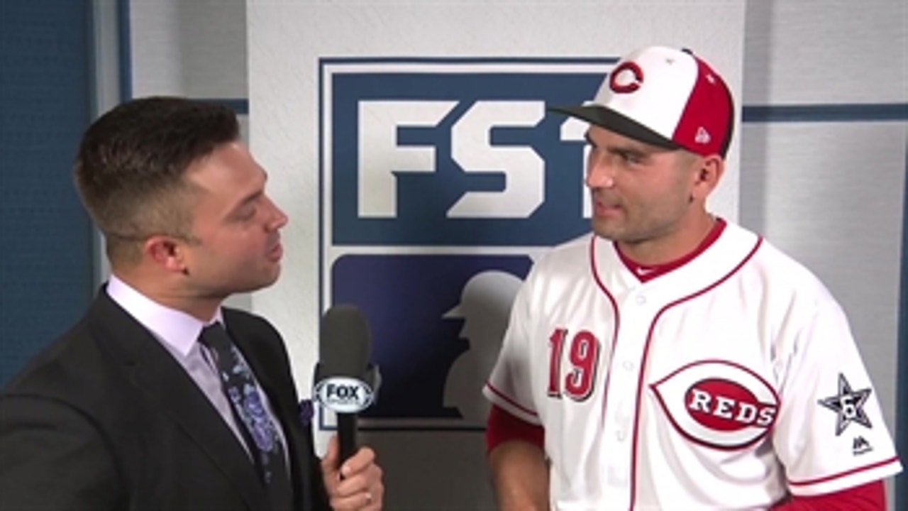 Nick Swisher talks with All-Star first baseman Joey Votto