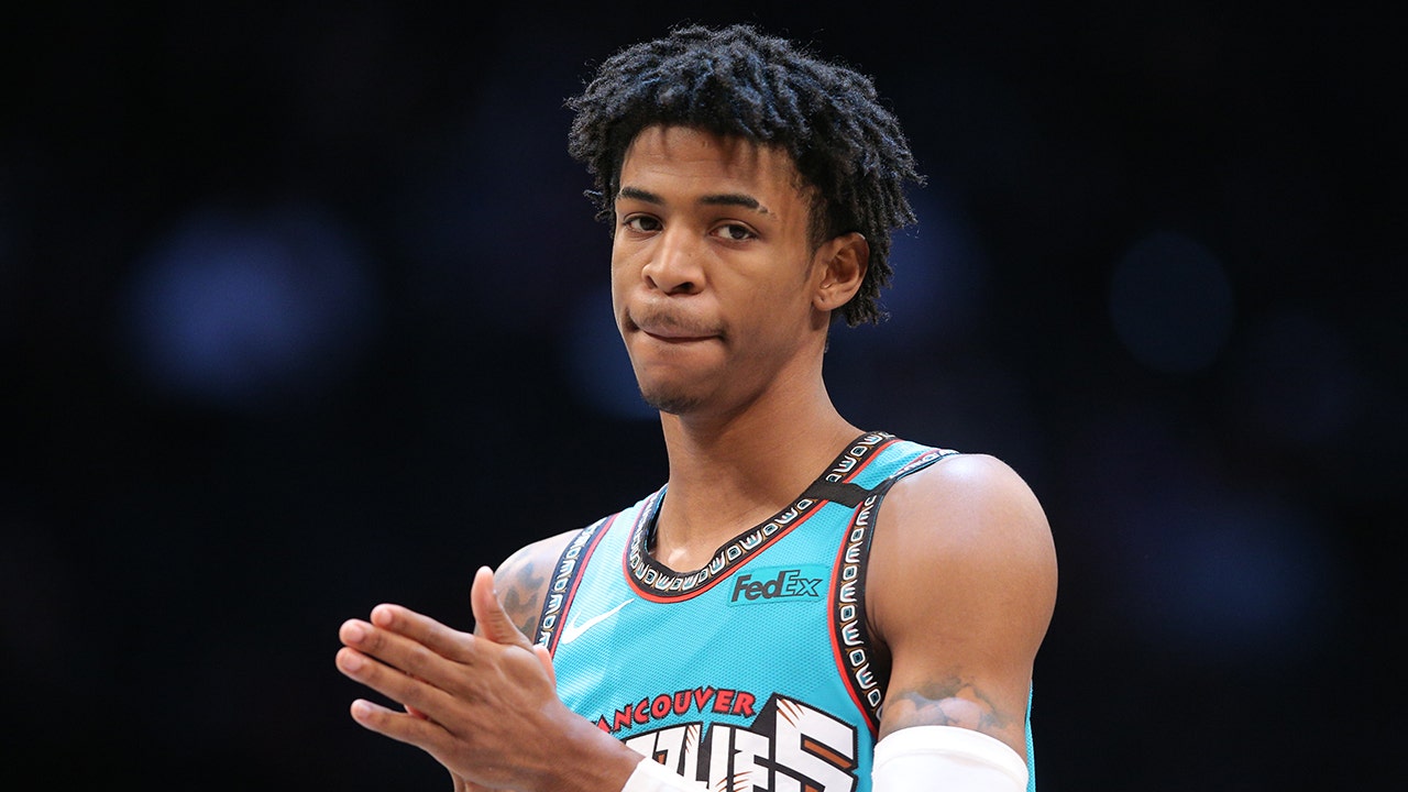 NBA Awards: Ja Morant overwhelming favorite to win Rookie of the Year