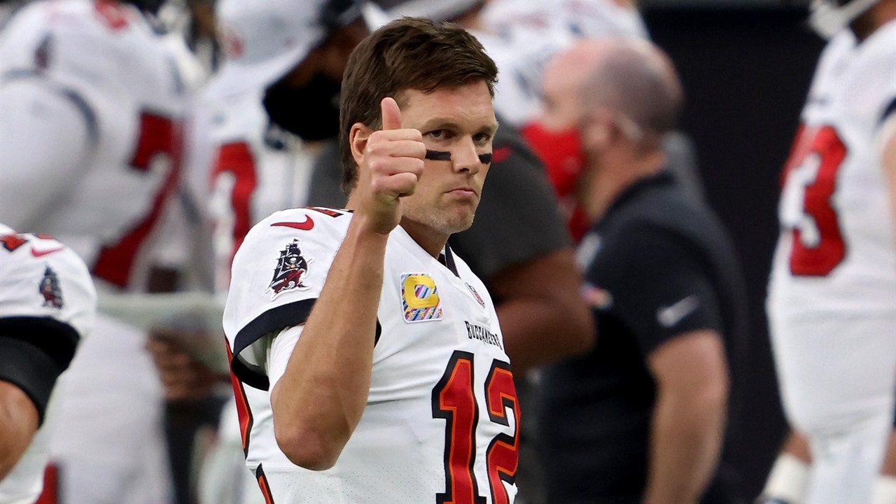 Skip Bayless: Tom Brady is edging ahead in the MVP race, he's playing off the charts | UNDISPUTED