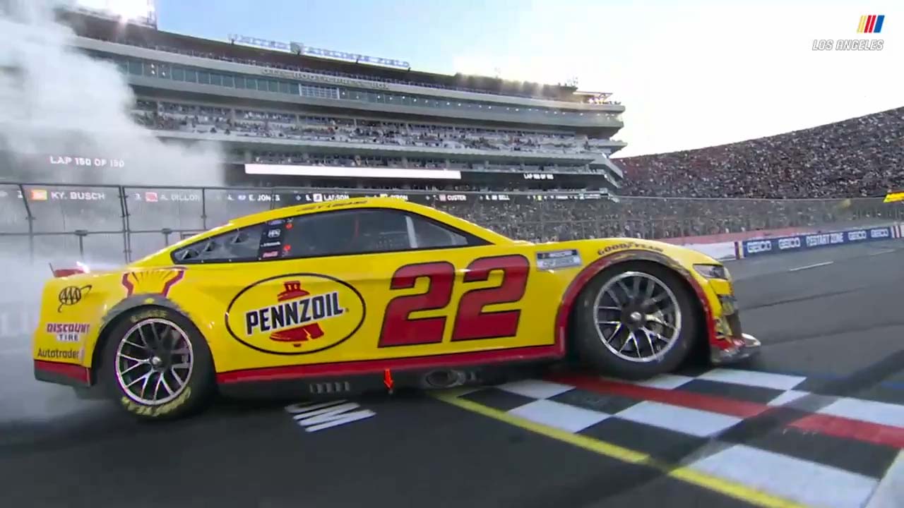 FINAL LAPS: Joey Logano holds off Kyle Busch to win The Clash at the Coliseum ' NASCAR on FOX