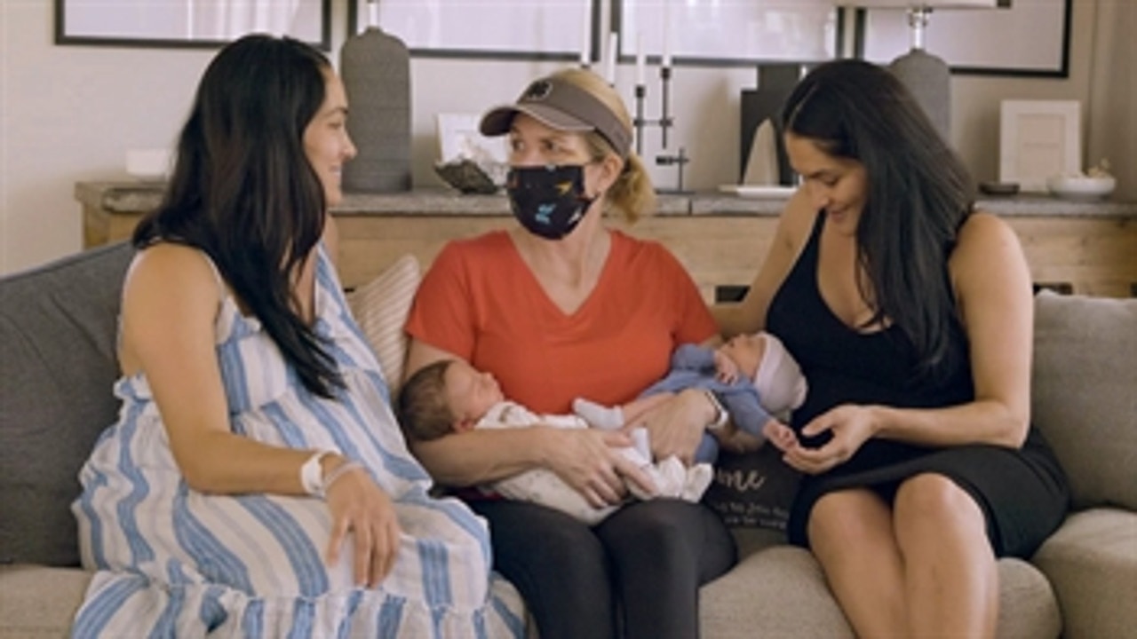 Kathy and John Laurinaitis meet their new grandsons: Total Bellas, Jan. 14, 2021