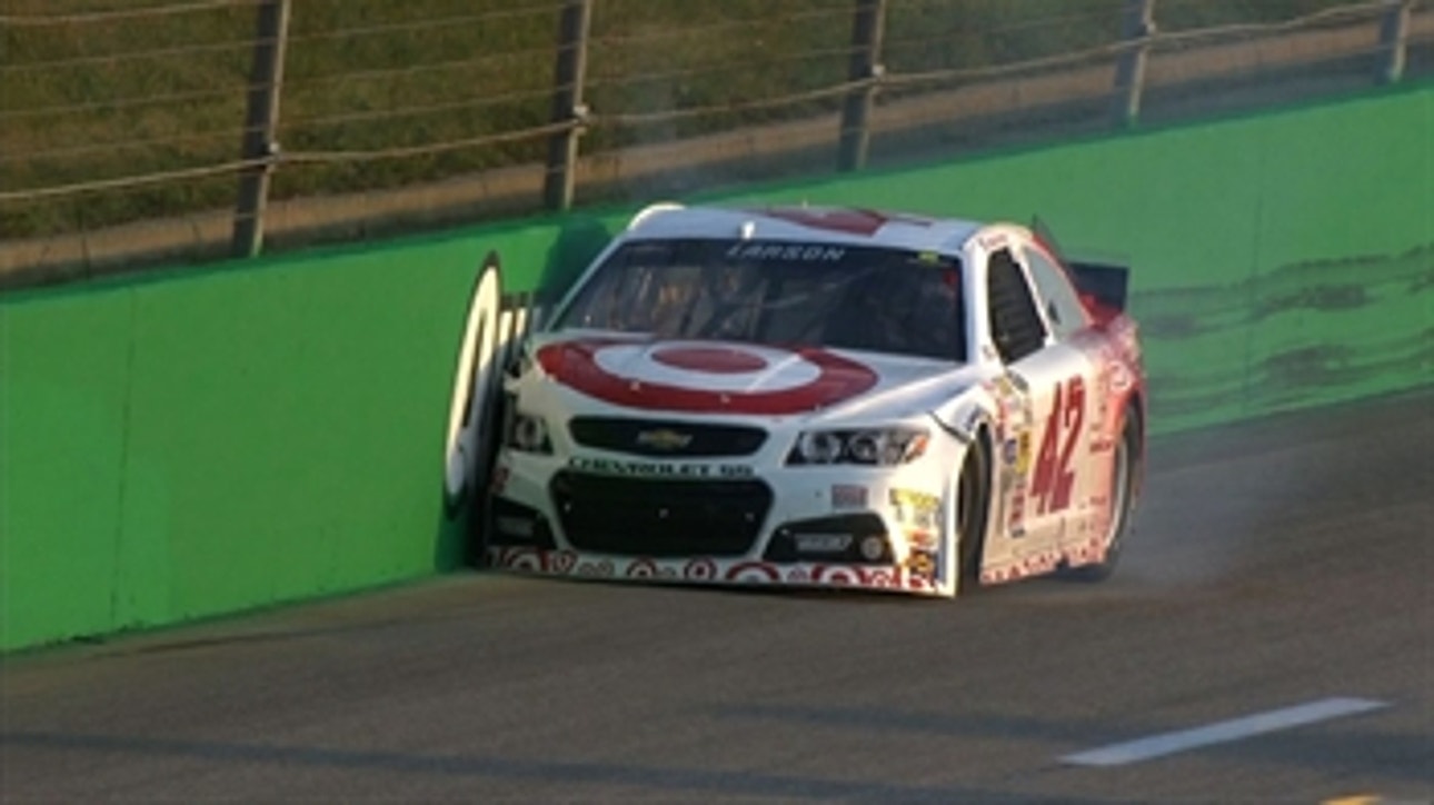CUP: Kyle Larson Blows Right-Front Tire, Hits Wall - Kentucky 2014