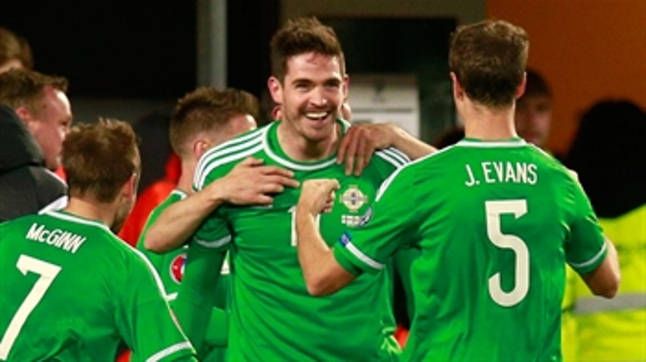 Lafferty smashes home late equalizer for Northern Ireland - Euro 2016 Qualifiers Highlights