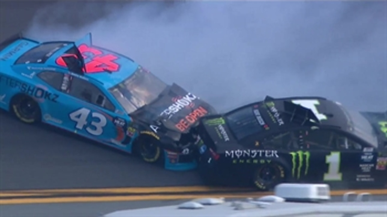 Kurt Busch, Bubba Wallace crash early at Daytona 500