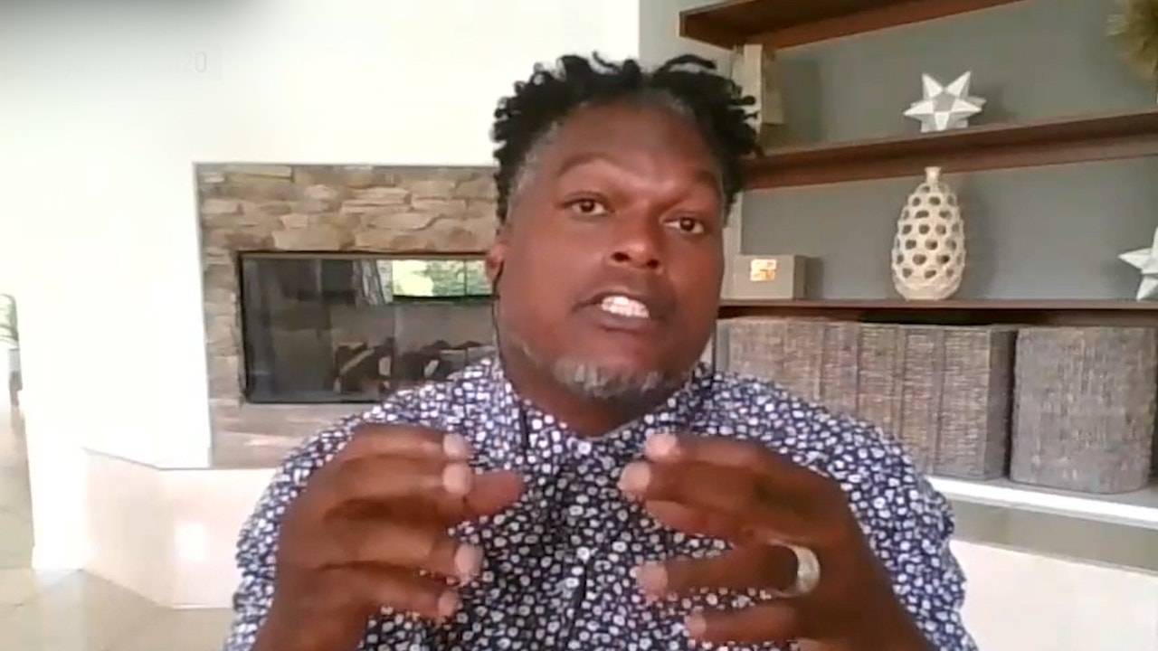 LaVar Arrington: Deion Sanders vouching for Antonio Brown will help him get back into the NFL